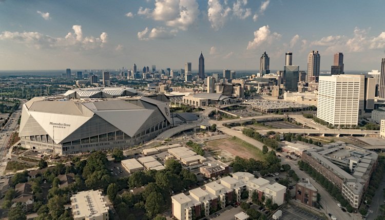 <h2>Mercedes-Benz Stadium [Atlanta, ABD]</h2>