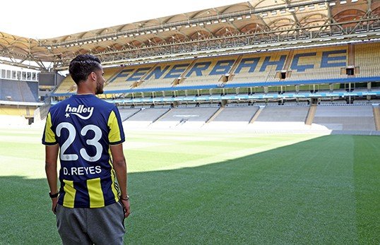 Fenerbahçe'de Diego Reyes'in forma numarası belli oldu
