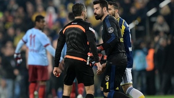 Fenerbahçe'ye iki kötü haber birden geldi