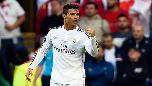 Cristiano Ronaldo frikik suskunluğunu bozdu