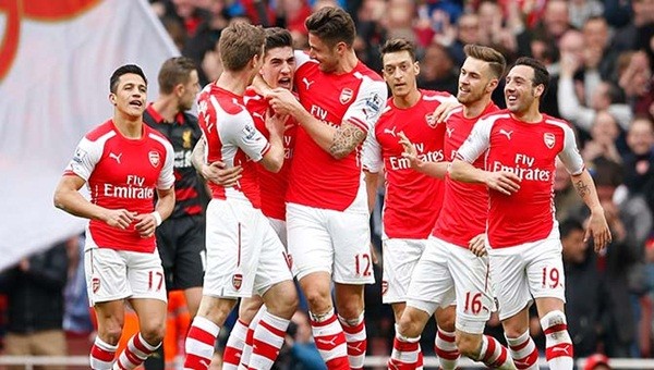 Arsenal ve Arsene Wenger FA Cup tarihine geçti