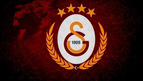 Galatasaray'da 18 futbolcu gönderildi
