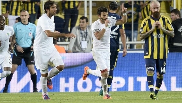 Akhisar, Fenerbahçe'nin kabusu oldu