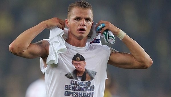 Çeçenistan Putin tişörtü giyen Tarasov'a sahip çıktı - Fenerbahçe Haberleri