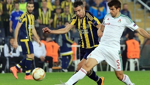 Pereira'ya Van Persie eleştirisi - Fenerbahçe Haberleri