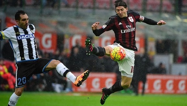 Udinese'den Milan'a çelme