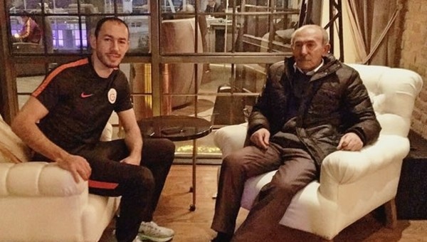 Galatasaray'dan derbide Umut Bulut ve Ankara için özel tişört - Süper Lig Haberleri