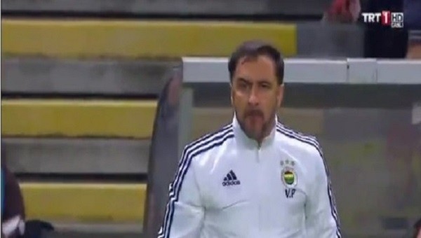 Vitor Pereira'yı Braga maçında çıldırtan pozisyon, tribüne gönderildi -  Fenerbahçe Haberleri