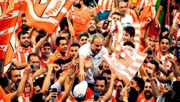 Adanaspor kupasını kaldıracak - PTT 1. Lig Haberleri