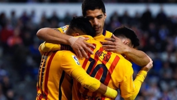 Barcelona kayıpların acısını Deportivo'dan çıkardı