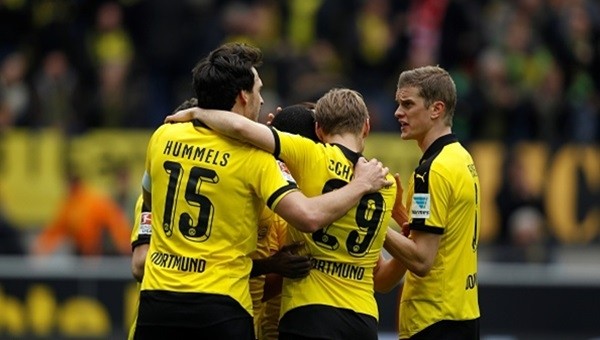 Borussia Dortmund takibi bırakmıyor
