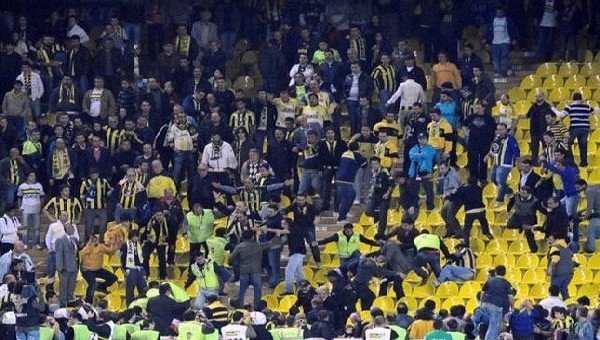 Fenerbahçe taraftarlarına sert sözler