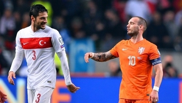 Galatasaray'a Sneijder ve Hakan Balta müjdesi