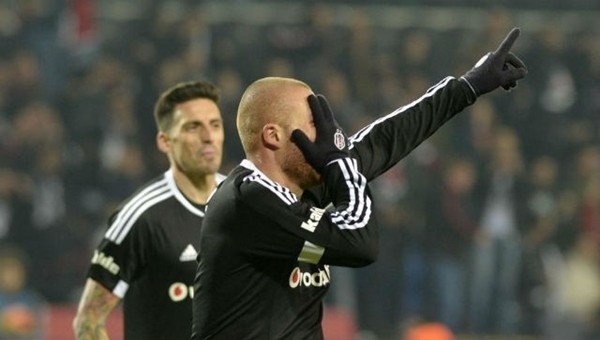 Gökhan Töre formasına kavuştu - Beşiktaş Haberleri