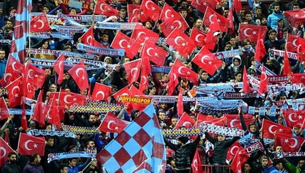 Trabzonspor taraftarından '2 Dakika Utan' kampanyası - Süper Lig Haberleri