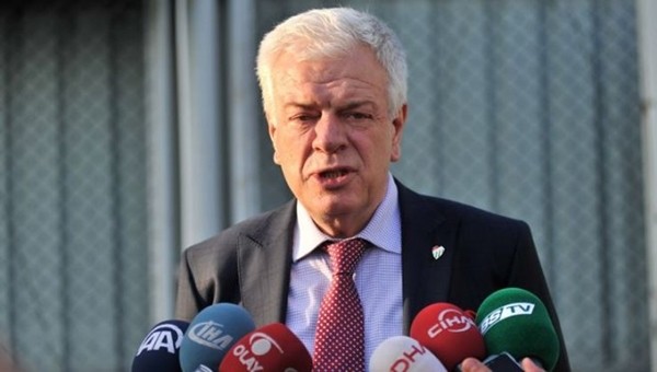 Bursaspor Başkanı Ali Ay'dan transfer açıklaması
