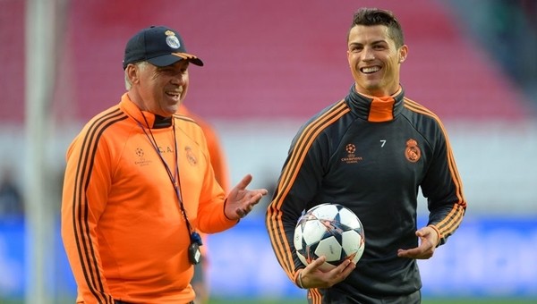 Ronaldo gece 3'te Real Madrid'in tesisinde ne yapıyor?