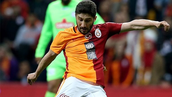 Galatasaray, Sabri Sarıoğlu ile sözleşme uzatıyor - Süper Lig Haberleri