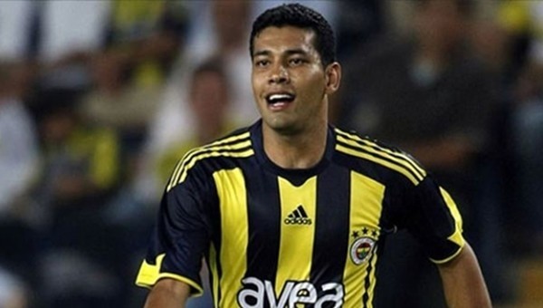  Eski Fenerbahçeli Andre Santos ile anlaşma sağlandı