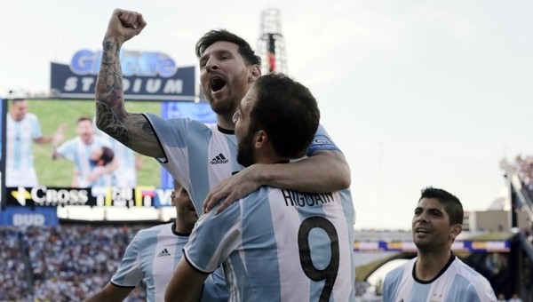 Copa America Haberleri: Arjantin, Venezuella'yı rahat geçti