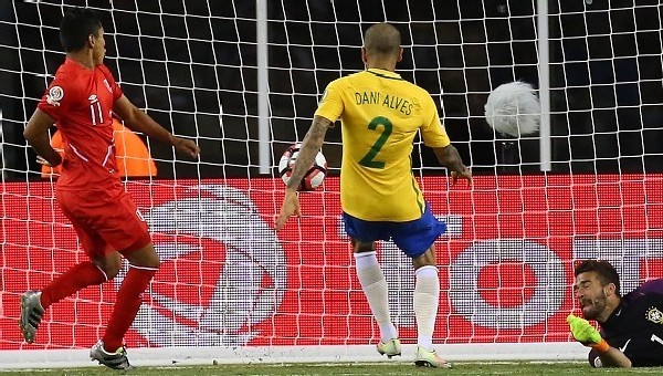 Copa America Haberleri: Brezilya'ya büyük şok (Brezilya 0-1 Peru maç özeti)