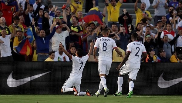 Copa America Haberleri: Kolombiya, Paraguay'ı devirdi (Kolombiya Paraguay maç özeti)