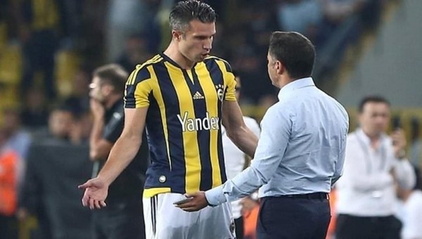 Fenerbahçe Haberleri: Vitor Pereira - Robin van Persie krizi bitti