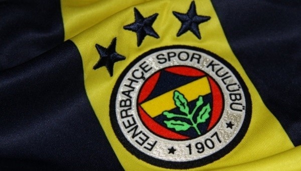 Fenerbahçe iki oyuncusuyla yollarını ayırdı!