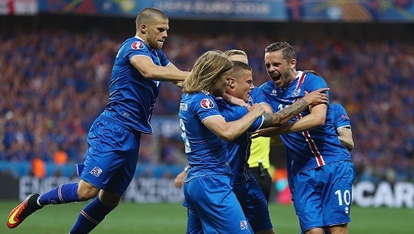 İzlanda Avrupa Şampiyonaları tarihine geçti