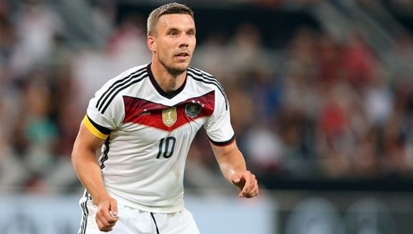 Lukas Podolski'den EURO 2016'da bir ilk