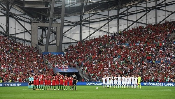 UEFA'dan EURO 2016 için İstanbul patlaması kararı