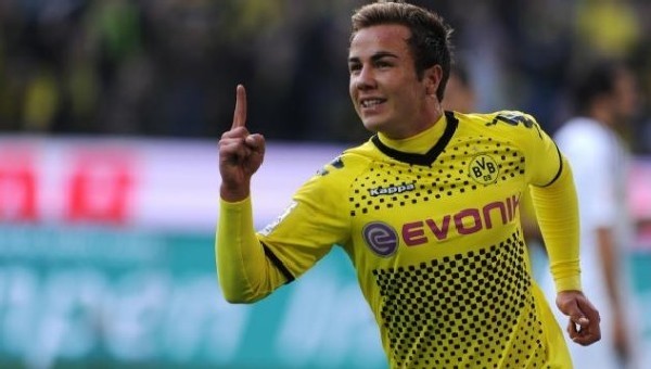 Mario Götze, Borussia Dortmund'a döndü