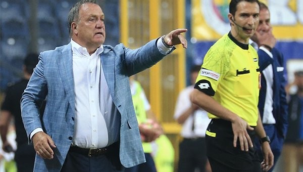 Advocaat'tan Osmanlıspor maçında Moussa Sow kararı