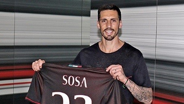 Jose Sosa Milan'da yine ilk 11'de yok