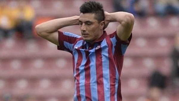 Trabzonspor, Oscar Cardozo'yu açıkladı