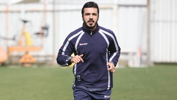 Uğur Akdemir, Eskişehirspor ile anlaştı