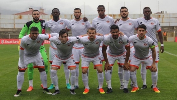 Adanaspor, 3. Lig takımına elendi!