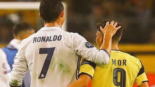 Emre Mor'dan Cristiano Ronaldo paylaşımı