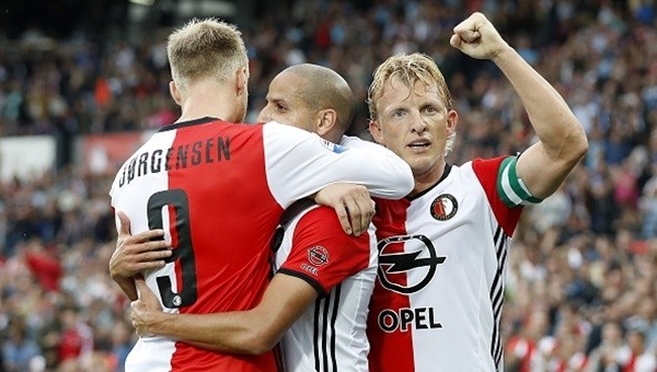 Fener'in rakibi Feyenoord durdurulamıyor!