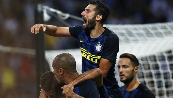 Inter, Juventus'u devirdi