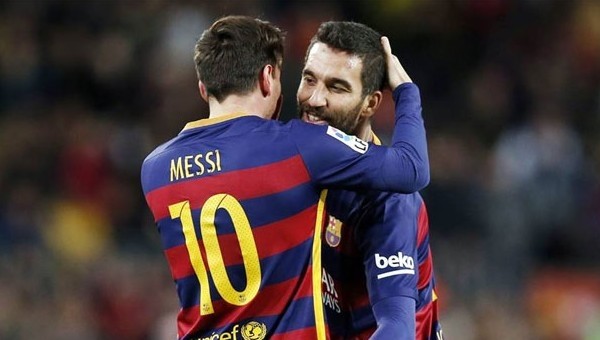 'Messi'nin yerine Arda Turan oynasın'