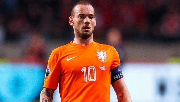Sneijder var Nigel de Jong yok