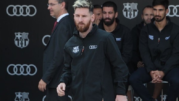 Lionel Messi: 'Arda Turan çok özel bir oyuncu'