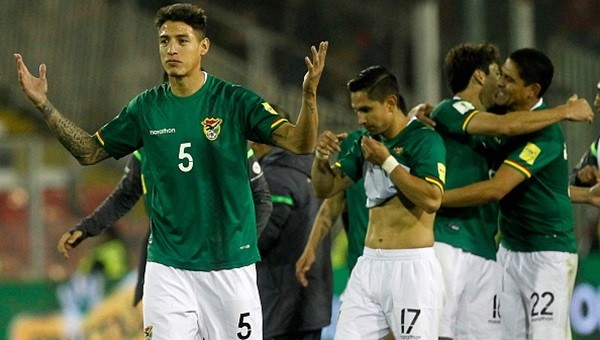 FIFA Bolivya'nın 4 puanını sildi!