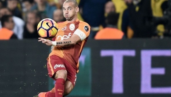 Galatasaray'da Wesley Sneijder tepkisi