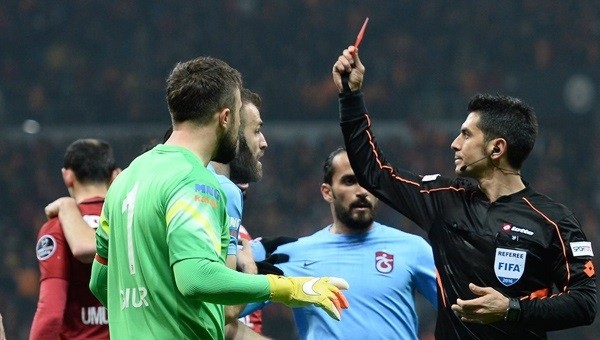 G.Saray-Trabzon maçının hakemi PFDK'da