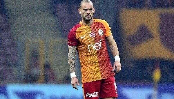 Levent Tüzemen: 'Hoşgeldin Sneijder'
