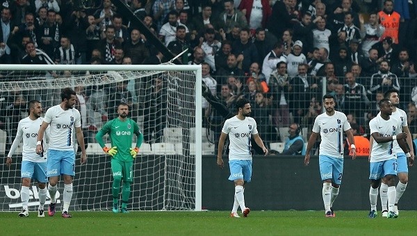 Trabzonsporlulardan 'Hırsız Beşiktaş' tezahürat