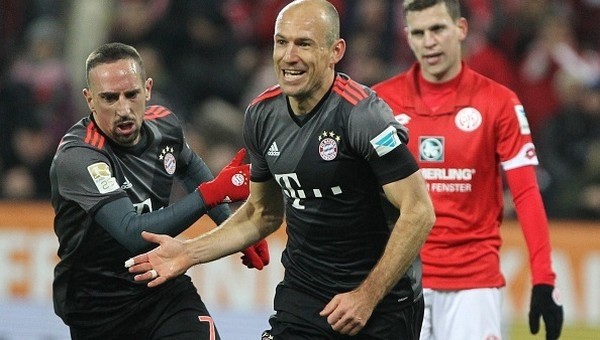 Arjen Robben'den FLAŞ transfer açıklaması
