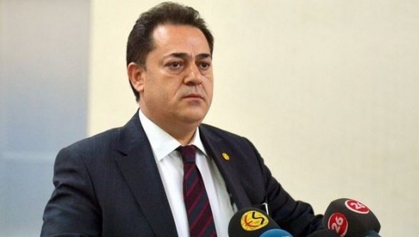 Eskişehirspor yönetimi görevi bırakmıyor